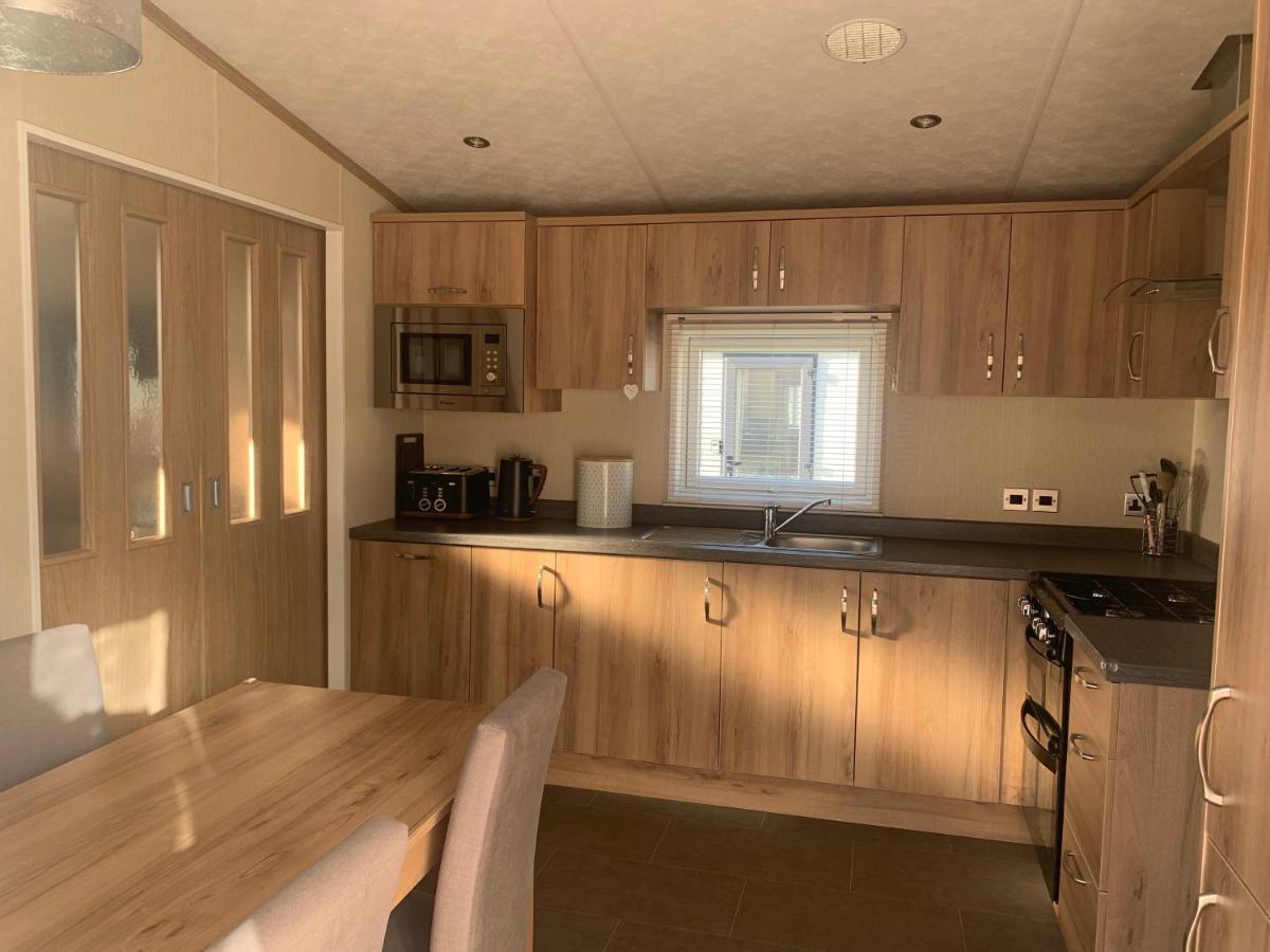 Hargrey Lodge Sun Valley سانت أوستيل المظهر الخارجي الصورة